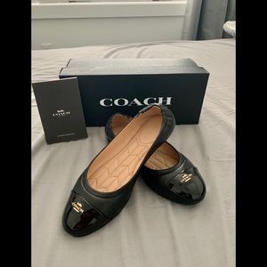 COACH FLAT SHOES👟💕